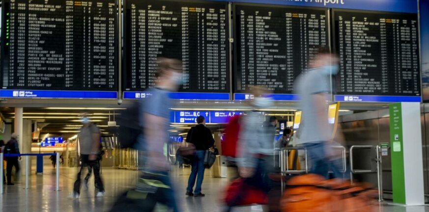 Γερμανία: Προτείνει δημιουργία «παρατηρητηρίου παραλλαγών» του Covid στα αεροδρόμια της Ε.Ε.
