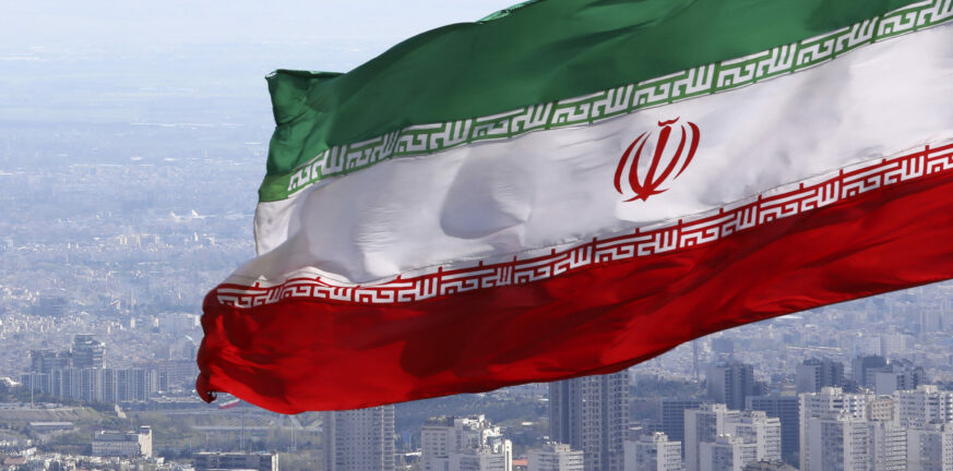 Ιράν: Σε θάνατο καταδικάστηκαν δύο άνδρες για την επίθεση με 15 νεκρούς σε μαυσωλείο