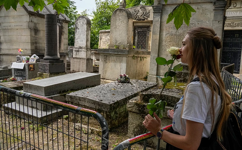Παρίσι: Το νεκροταφείο των διασήμων όπου η φύση κυριαρχεί - ΦΩΤΟ