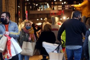 Πάτρα – Τοπική αγορά: Επιτέλους οι έμποροι είδαν τον κόσμο να κρατάει σακούλες!