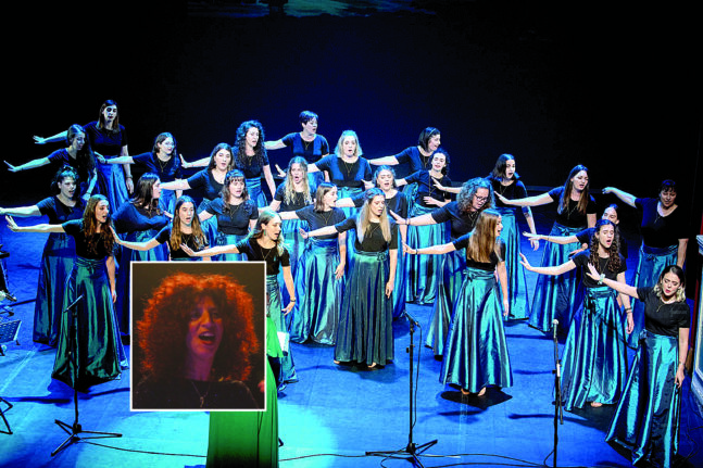 Χορωδία BelCantes: Η Ελενα Δρουκουπούλου μιλά στην «Π» για τη «μαγεία» της Εγλυκάδας