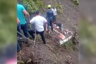 Κολομβία: Τρεις νεκροί και δεκάδες αγνοούμενοι μετά από κατολίσθηση - Καταπλακώθηκαν λεωφορείο και μηχανή