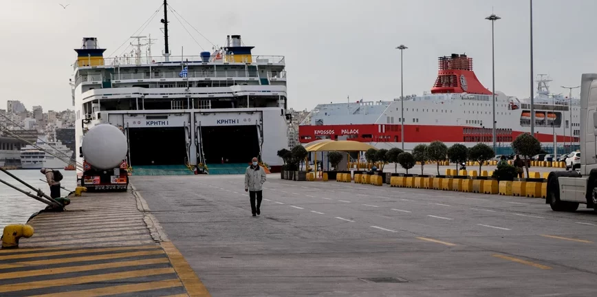 Εντοπίστηκε νεκρός 71χρονος στο λιμάνι του Πειραιά