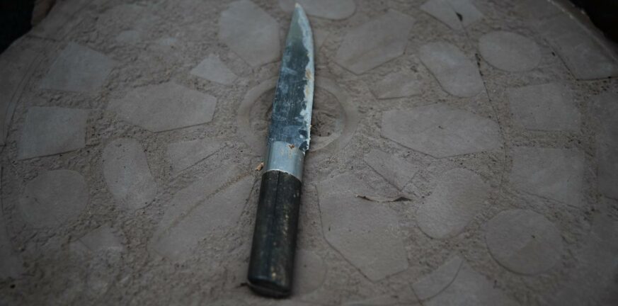 Θάσος: Απίστευτο περιστατικό με γυναίκα που επιτέθηκε με μαχαίρι σε ταμία σούπερ μάρκετ