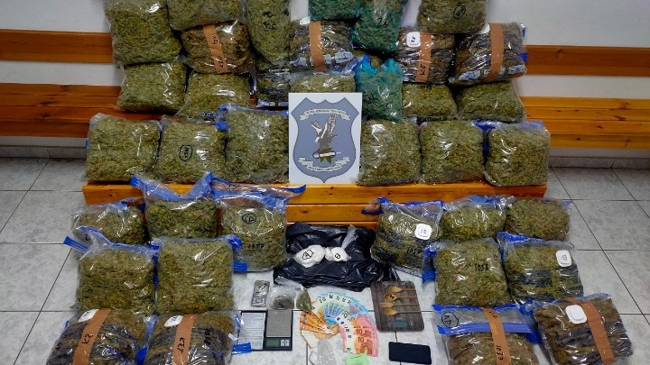 Χαλκιδική: Συνελήφθη με 37 κιλά κάνναβης και 240 γραμμάρια κοκαΐνης