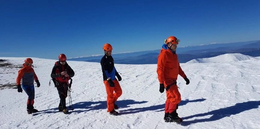 Όλυμπος: Θρίλερ με την επιχείρηση διάσωσης του ορειβάτη που έχασε τις αισθήσεις του