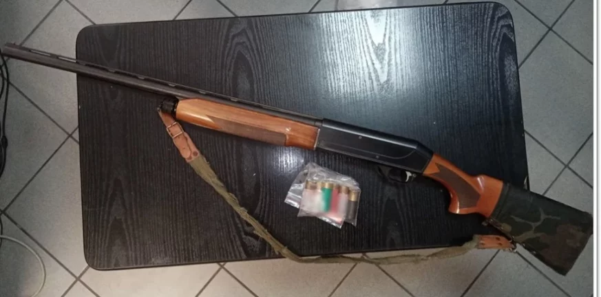 Αγρίνιο: Την συνέλαβαν ότι απείλησε άνδρα με κυνηγετικό όπλο, αλλά... όπλο δεν βρήκαν