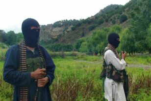 Πακιστάν: Ταλιμπάν κατέλαβαν αστυνομικό τμήμα - Κρατούν ομήρους
