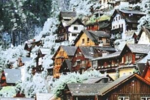 Τρίκαλα Κορινθίας: Τα τρία παραμυθένια χωριά που θυμίζουν... Ελβετία