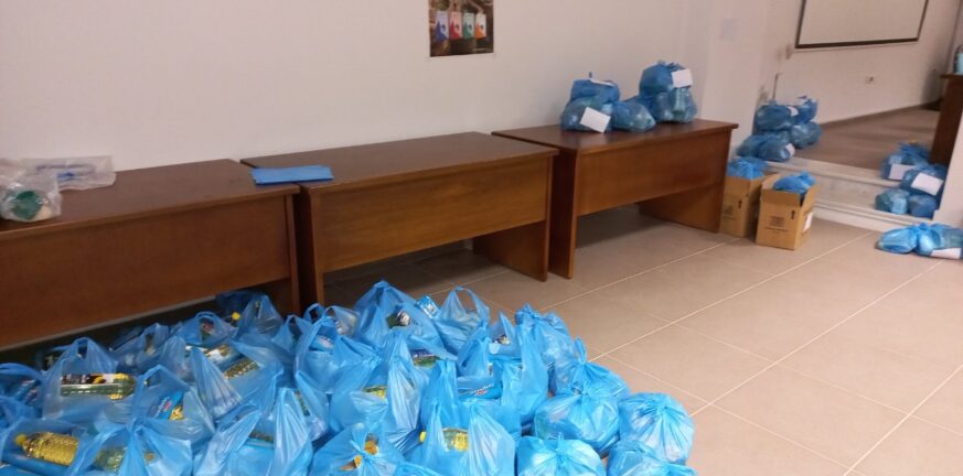 Ερύμανθος: Διανομή τροφίμων σε 110 οικογένειες από την κοινωνική υπηρεσία του Δήμου
