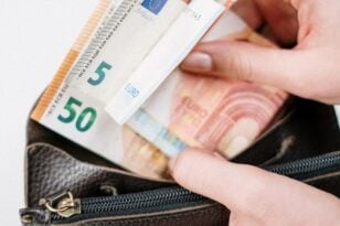 Πλήθος επιδομάτων ύψους 187 εκ. ευρώ καταβάλλει σήμερα ο ΟΠΕΚΑ
