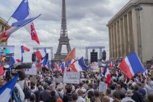Γαλλία: Νέα εβδομάδα απεργιακών κινητοποιήσεων για το συνταξιοδοτικό