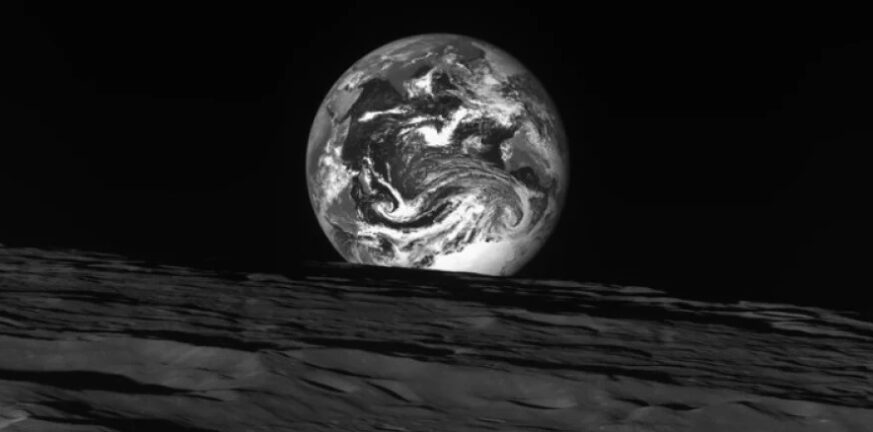 Πώς φαίνεται η Γη από τη σελήνη; - Εντυπωσιακές φωτογραφίες