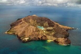 Σαντορίνη: Υπό παρακολούθηση το ηφαίστειο - Εντοπίστηκε μαγματικός θάλαμος 3 χιλιομέτρων