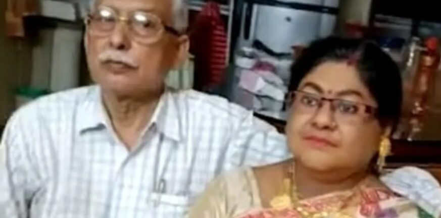 Ινδία: Πέθανε η σύζυγός του και έφτιαξε κούκλα σιλικόνης για να του κρατάει συντροφιά - ΒΙΝΤΕΟ