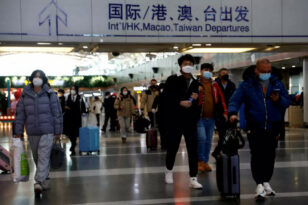 Κορονοϊός: «Παράλογα» τα περιοριστικά μέτρα για τους ταξιδιώτες από την Κίνα λέει το Πεκίνο