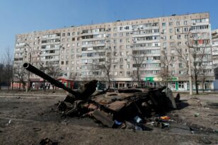 Πόλεμος στην Ουκρανία: Σειρήνες της αεράμυνας και εκρήξεις ηχούν στο Κίεβο