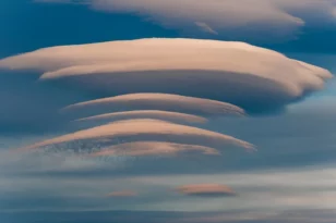 Καλιφόρνια: Το παράξενο σύννεφο που θύμισε UFO και έκανε τη φαντασία κάποιων να… οργιάσει