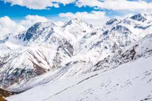 Θιβέτ: Οκτώ άνθρωποι παρασύρθηκαν από χιονοστιβάδα