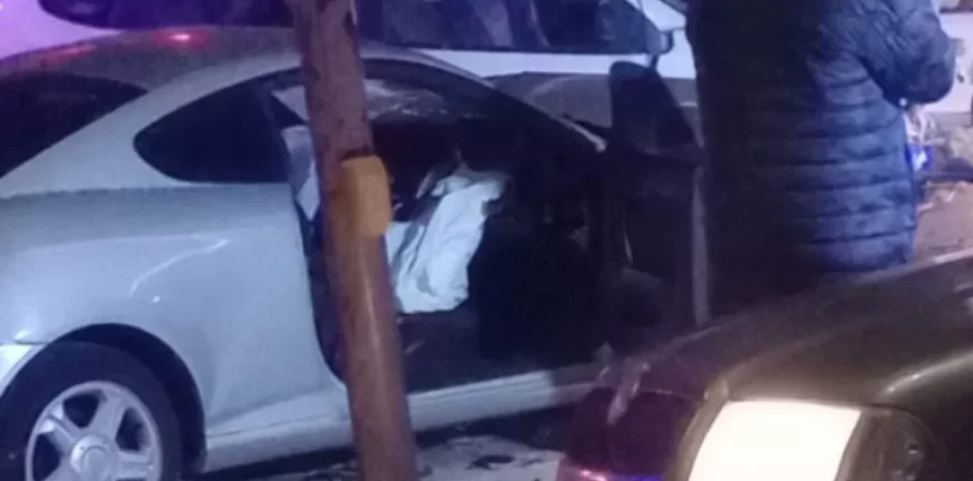Γαλάτσι: Οδηγός έπαθε ανακοπή και κατέληξε με το όχημά του σε παρκαρισμένα - ΦΩΤΟ