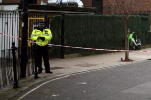 Βρετανία: 27χρονος συνελήφθη σε νοσοκομείο με ύποπτο μηχανισμό και όπλο 