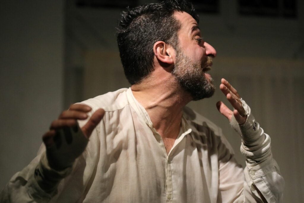 Πάτρα: «Κοιμώμενος Χαλεπάς… ο σαλός άγιος» στο θέατρο act και τη Δευτέρα 30 Ιανουαρίου