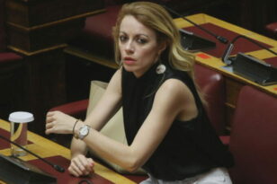 Ανεξάρτητη πλέον η βουλευτής του ΣΥΡΙΖΑ Αγγελική Αδαμοπούλου - Η πρώτη της ανάρτηση