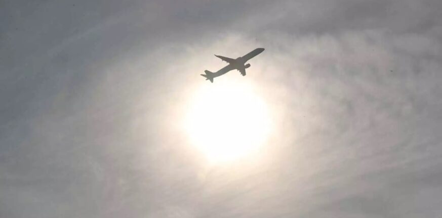 Τρόμος στον αέρα για 180 επιβάτες αεροπλάνου από Ρώμη