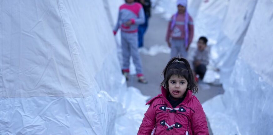 Μήνυμα αλληλεγγύης σε Τουρκία και Συρία: Τραγούδια του Μίκη Θεοδωράκη για τα σεισμόπληκτα παιδιά 