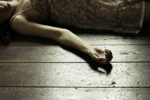 Εύβοια: Προσπάθησε να κόψει τις φλέβες της - Σε κατάσταση σοκ οι γονείς της