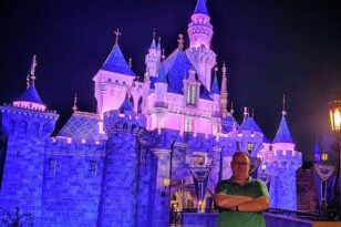 Καλιφόρνια: Έσπασε ρεκόρ επισκέψεων στη Disneyland - Πήγαινε καθημερινά για 8 χρόνια