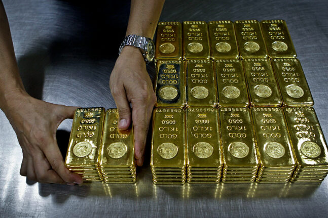 Ξεπέρασε τα 2.000 δολάρια ο χρυσός – Ανησυχία παρά την εξαγορά της Credit Suisse