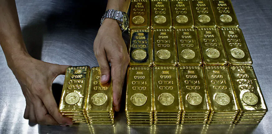 Ξεπέρασε τα 2.000 δολάρια ο χρυσός – Ανησυχία παρά την εξαγορά της Credit Suisse