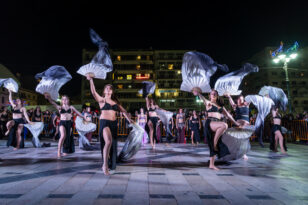 Πάτρα: Ανέβασε στροφές η καρναβαλική νύχτα της Πέμπτης στην πρωτεύουσα του κεφιού - ΦΩΤΟ