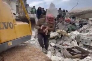 Συρία: Ένα αγόρι 6 ετών ανασύρθηκε ζωντανό πέντε μέρες μετά το φονικό σεισμό