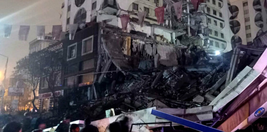 Ζημιές άνω των 34 δισ. δολαρίων προκάλεσαν οι σεισμοί στην Τουρκία