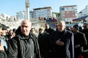 Τουρκία: Ο σεισμός «καταπίνει» και τον Ερντογάν - Σενάρια αναβολής των εκλογών