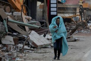Τουρκία: Σώθηκαν από τον σεισμό, αντιμέτωποι με ασθένειες
