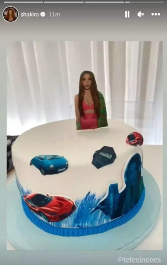 Σακίρα: Της έστειλαν τούρτα γενεθλίων με Ferrari, Twingo, Casio και τον Ζεράρ Πικέ