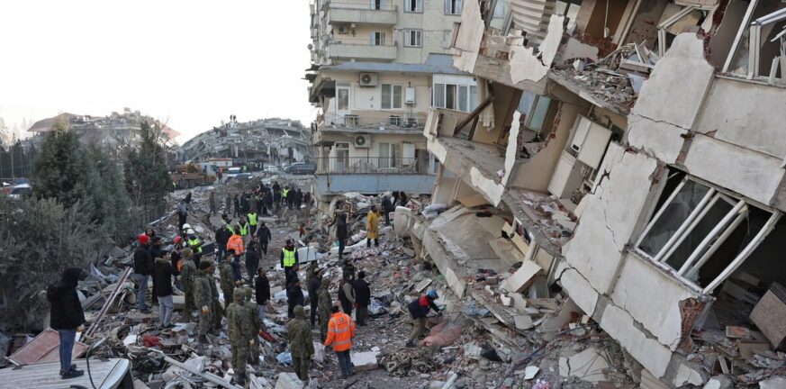 Τουρκία: Νέος σεισμός 5,2 Ρίχτερ - Δεν τα κατάφερε ο 12χρονος που ανασύρθηκε ζωντανός έπειτα από 296 ώρες