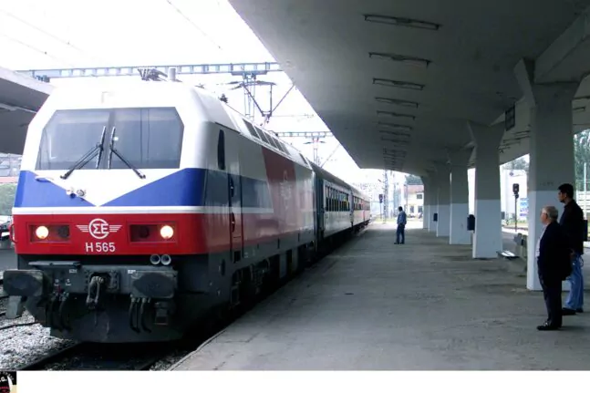 ΟΣΕ: Διαψεύδει την παρ’ ολίγον σύγκρουση τρένων στη Λάρισα – Τι συνέβη