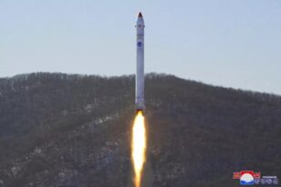 Η Βόρεια Κορέα εκτόξευσε 2 βαλλιστικούς πυραύλους
