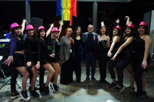 Πατρινό Καρναβάλι 2023: Με μεγάλη επιτυχία ο χορός του Δημάρχου στα Παλαιά Σφαγεία