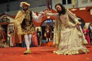 Ζάκυνθος: Πόβερο Καρναβάλι - Η Κηδεία της Μάσκας