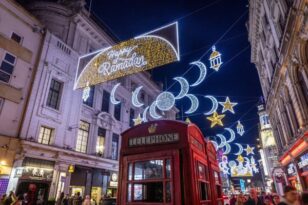 «Στολίστηκε» για πρώτη φορά το Λονδίνο για το Ραμαζάνι – ΦΩΤΟ
