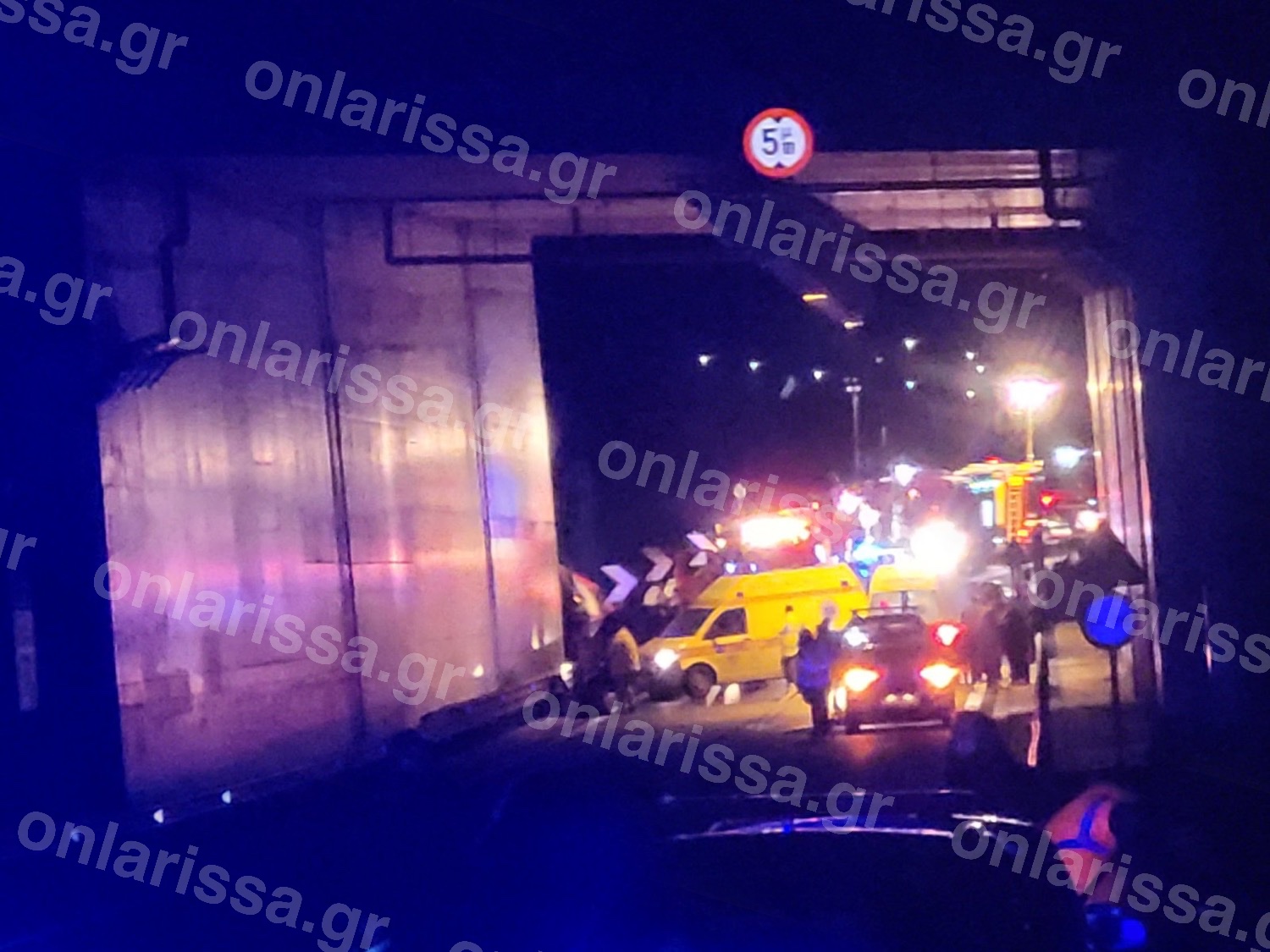 Εκτροχιασμός τρένου στα Τέμπη: Τουλάχιστον 26 οι νεκροί και 85 οι τραυματίες, άμορφη μάζα τα βαγόνια, ΦΩΤΟ - ΒΙΝΤΕΟ