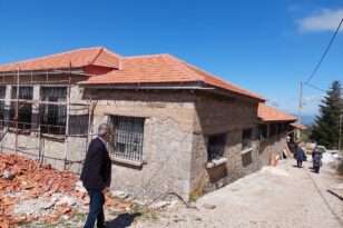 Καλέντζι Ερυμάνθου: «Ανακαινίζεται» η ιστορία του τόπου - Προχωρούν οι εργασίες στα κτίρια των Παπανδρέου