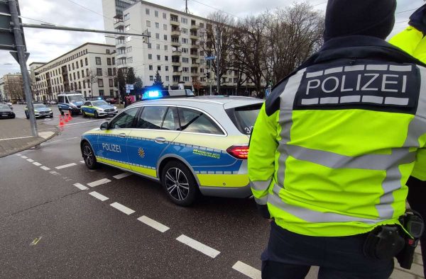 Γερμανία: Κρατούνται δύο όμηροι σε φαρμακείο