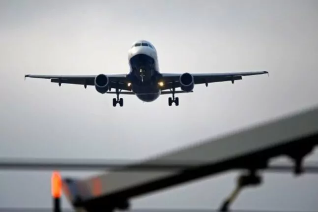 Νέα Υόρκη: Αεροπλάνο παραλίγο να συγκρουστεί με άλλα 4 αεροσκάφη
