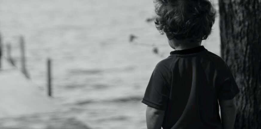 Αγρίνιο - Ασέλγεια 4χρονου: Επιχείρησαν να λιντσάρουν τον 29χρονο οι συγγενείς του παιδιού - Διεκόπη η δίκη